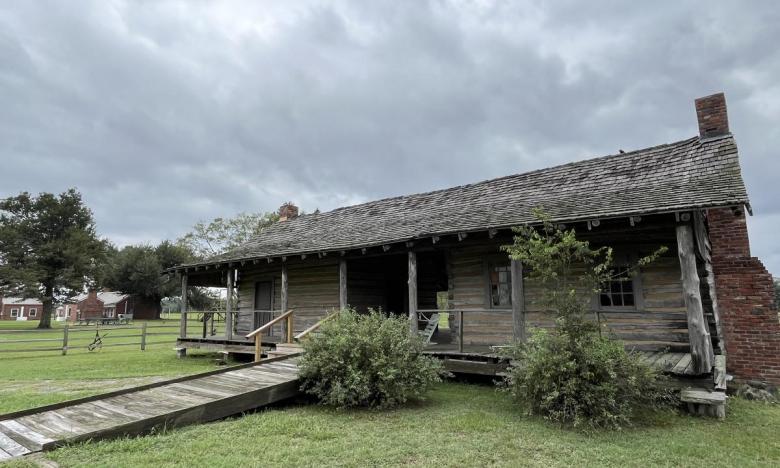 The Refeld-Hinman Log House.